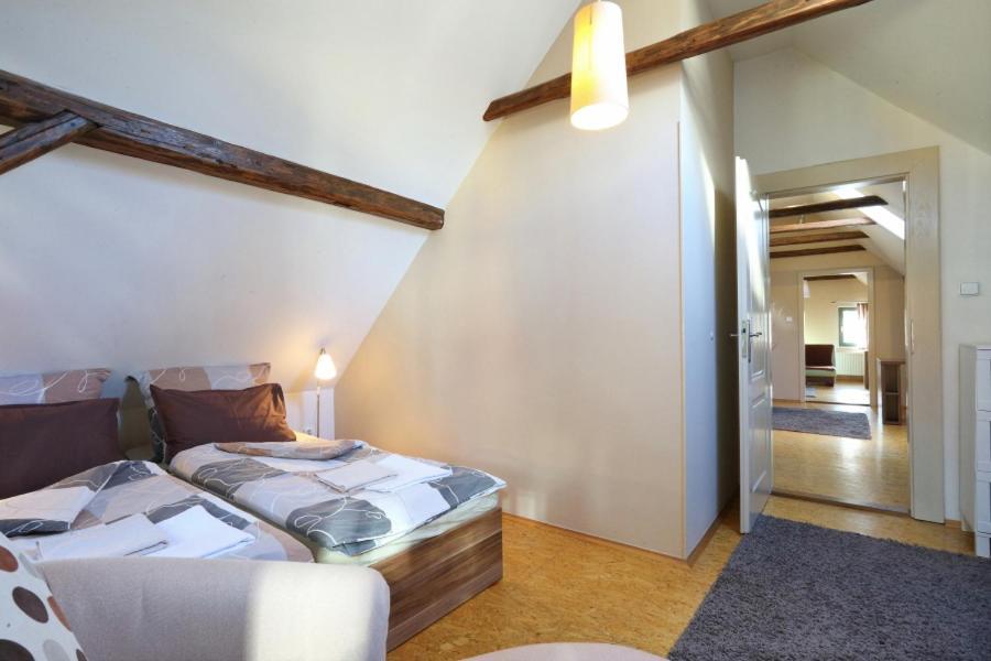 Apartmany Milenium Liberec Bagian luar foto